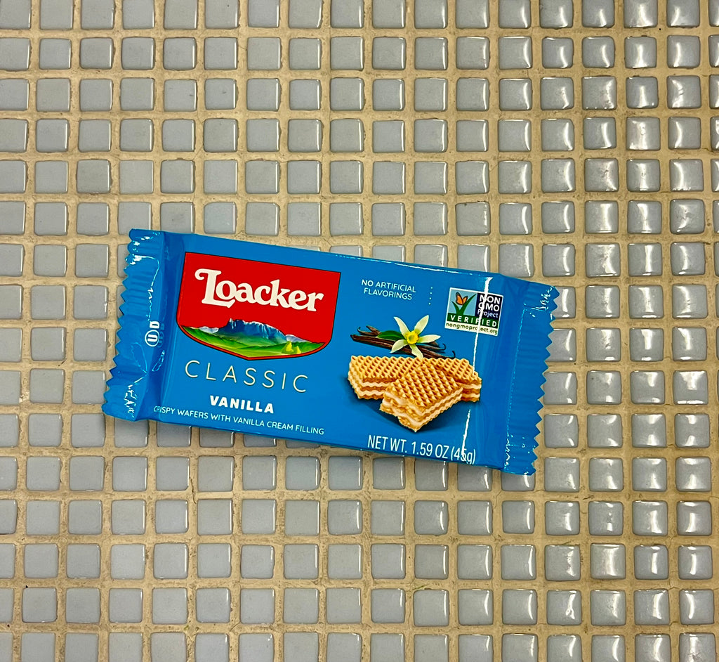 loacker vanilla wafer