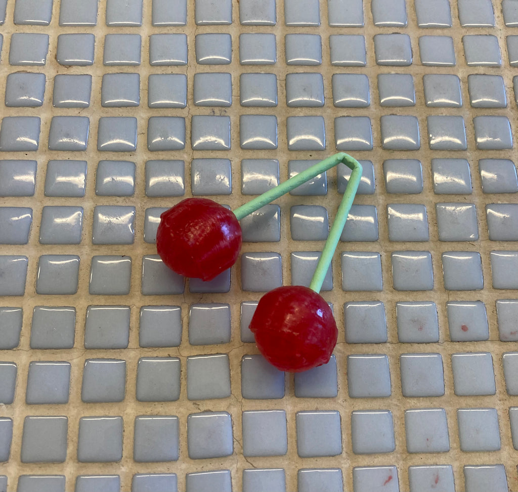 fizzy double cherry lolipops