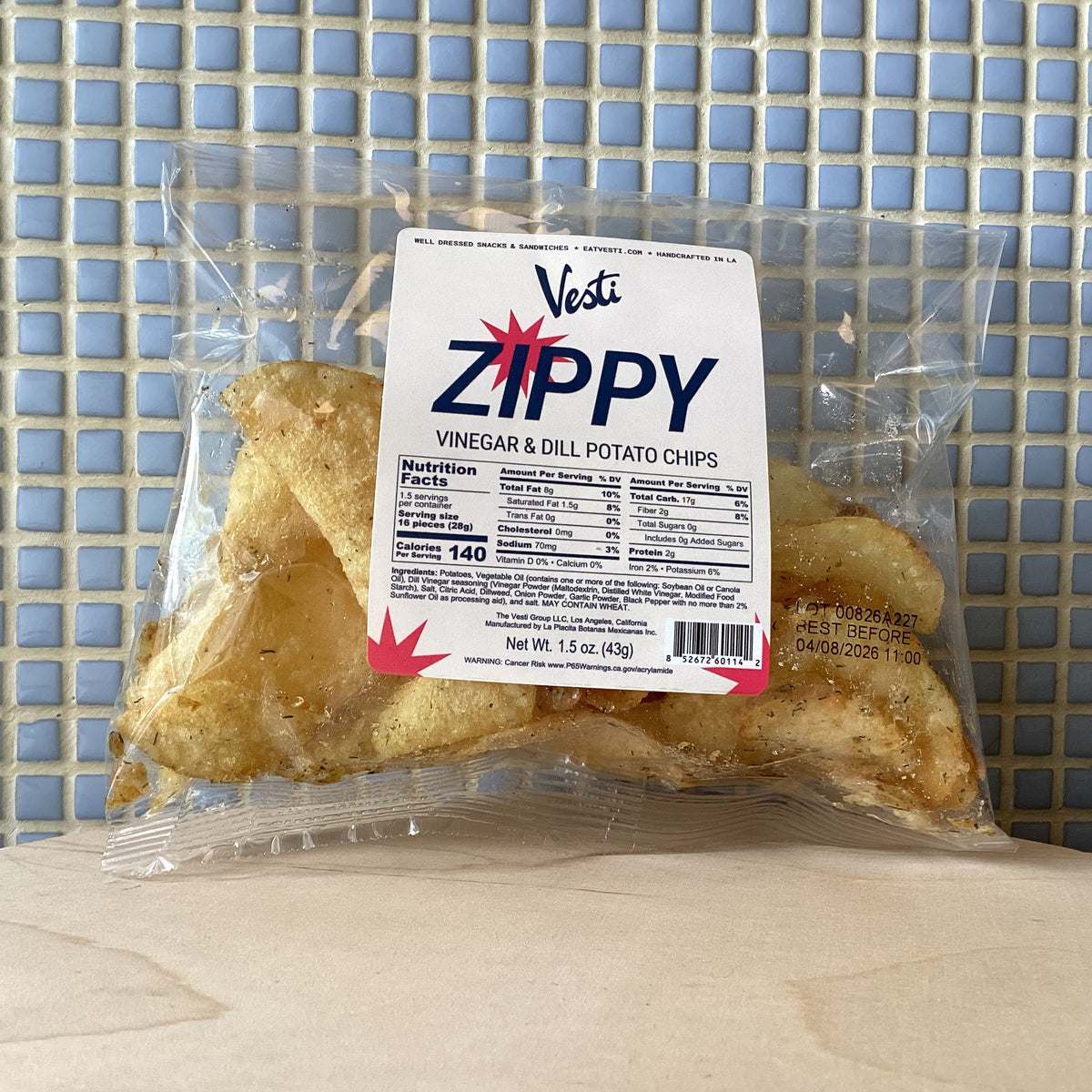 Vesti zippy vinegar & dill potato chips | SIP SNACK