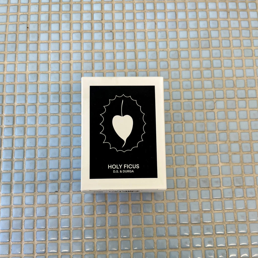 d.s. & durga holy ficus candle